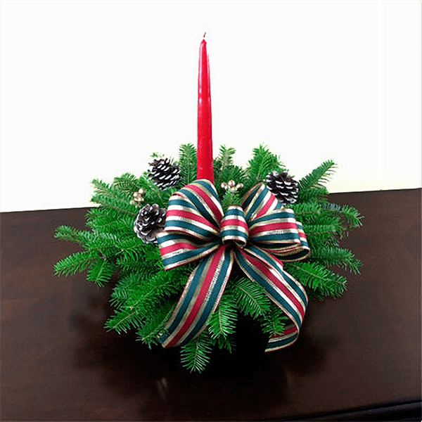 Library Centerpiece with Fresh Balsam and Festive Accents for a Cozy Holiday Atmosphere